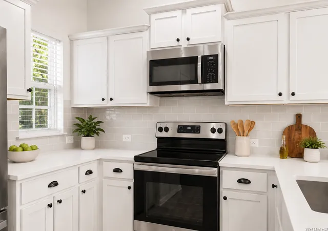 Photo 4 of Sale Pending at 6106 Pecan Tree, San Antonio, TX 78240 | MLS# 2002021 | Listing updated on 2026-08-04