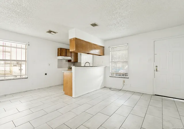 Photo 2 of Multi family home for sale at 3414 Gateway Dr, San Antonio, TX 78210 | MLS# 2002041 | Listing updated on 2026-09-01