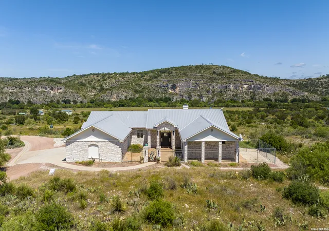 Photo 2 of Single family home for sale at 256 Persimmon Point, Mason, TX 76856 | MLS# 2002056 | Listing updated on 2026-09-11