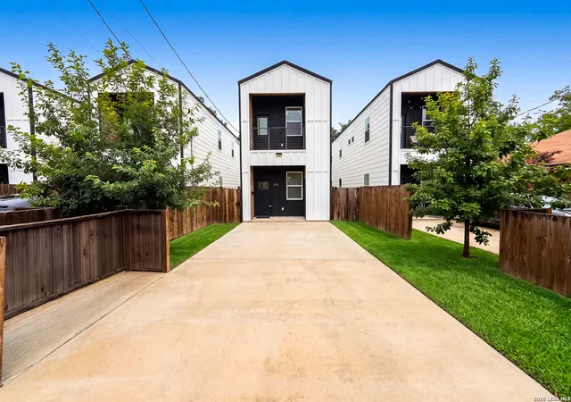 38th image of 1727 E Crockett St, San Antonio, TX 78202 | MLS# 2002065