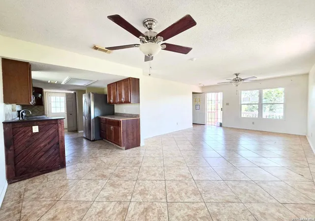 Photo 4 of Sale Pending at 15506 Wheeler Rd #4, Atascosa, TX 78002 | MLS# 2002068 | Listing updated on 2026-08-10