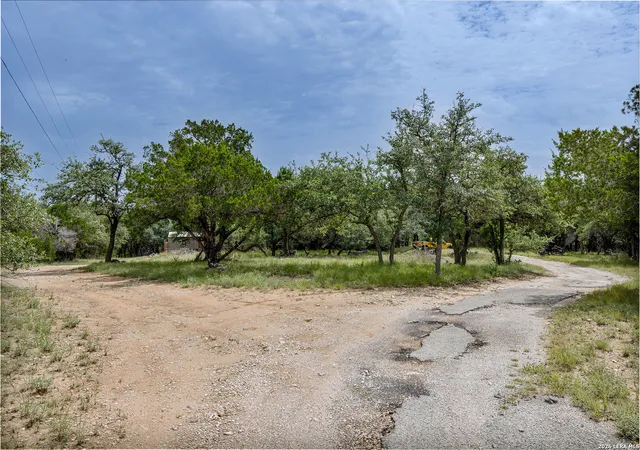 Photo 2 of Land for sale at 511 Vesper, Canyon Lake, TX 78133 | MLS# 2002100 | Listing updated on 2026-09-11