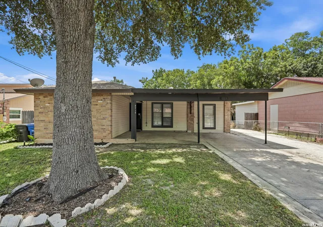 Photo 2 of Single family home for sale at 2715 Irwin Dr, San Antonio, TX 78222 | MLS# 2002104 | Listing updated on 2026-08-01