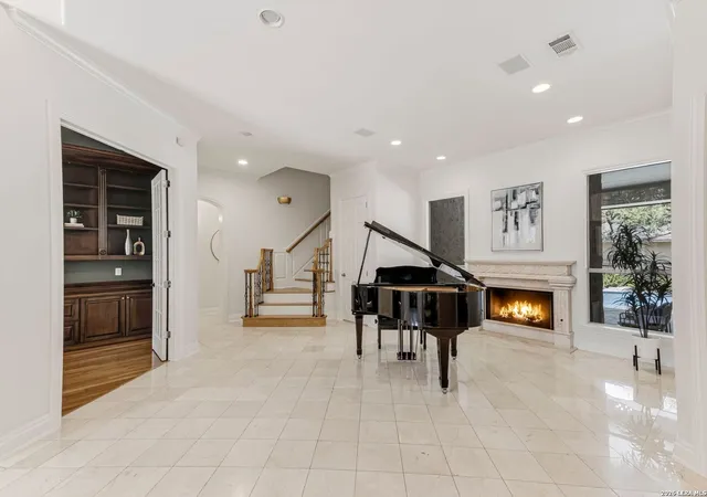Photo 4 of Single family home for sale at 24814 Jordans Way, San Antonio, TX 78260 | MLS# 2002111 | Listing updated on 2026-09-29