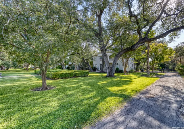 5th image of 423 N Park St, Uvalde, TX 78801 | MLS# 2002112