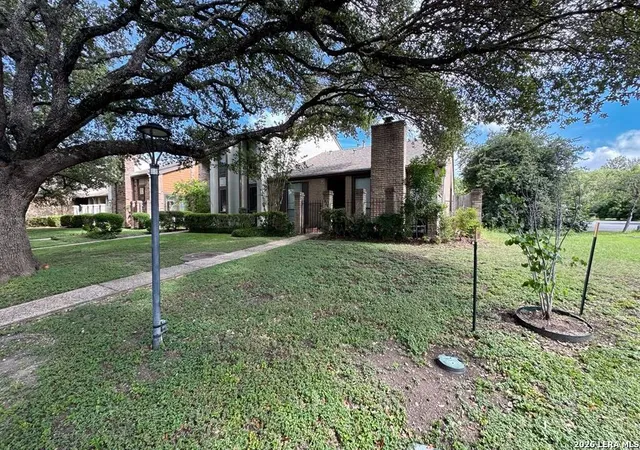 Photo 4 of Single family home for sale at 3828 Barrington St, San Antonio, TX 78217 | MLS# 2002119 | Listing updated on 2026-08-01