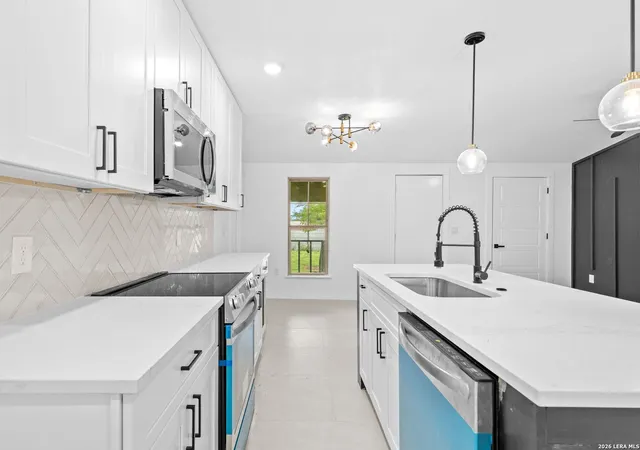 Photo 4 of Sale Pending at 726 Price Ave, San Antonio, TX 78211 | MLS# 2002140 | Listing updated on 2026-09-18