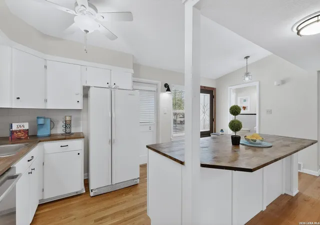 Photo 4 of Single family home for sale at 414 Sharon Dr, San Antonio, TX 78216 | MLS# 2002169 | Listing updated on 2026-09-28