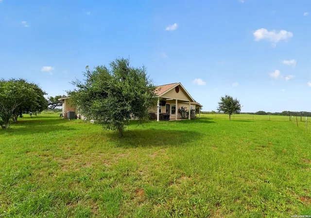25th image of 2217 County Road 412, Stockdale, TX 78160 | MLS# 2002180