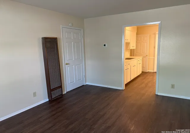 4th image of 434 W Byrd Blvd, Universal City, TX 78148 | MLS# 2002190
