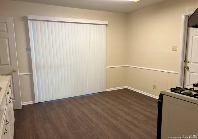 5th image of 434 W Byrd Blvd, Universal City, TX 78148 | MLS# 2002190