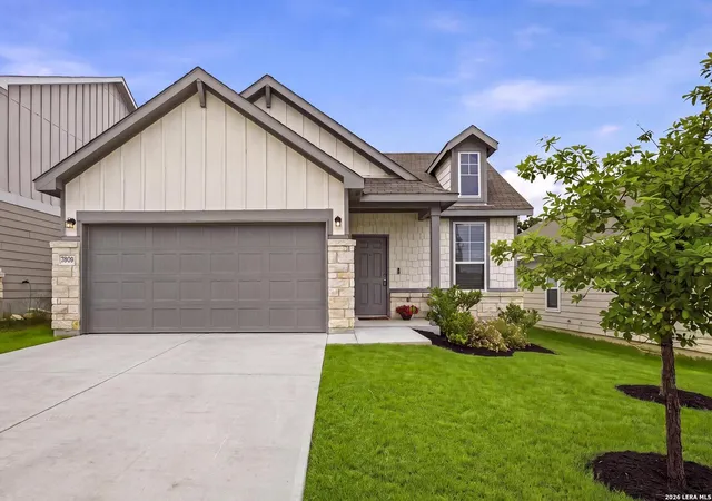 Photo 3 of Single family home for sale at 7906 Ponderosa Pine, Boerne, TX 78015 | MLS# 2002208 | Listing updated on 2026-08-31