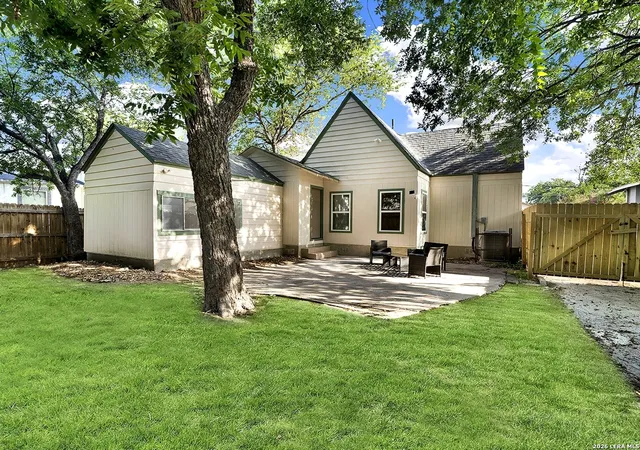 24th image of 1328 N Center, San Antonio, TX 78202 | MLS# 2002212