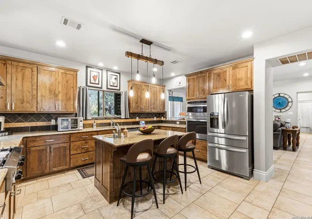 Photo 3 of Sale Pending at 900 Indigo Run Dr, Bulverde, TX 78163 | MLS# 2002240 | Listing updated on 2026-08-12
