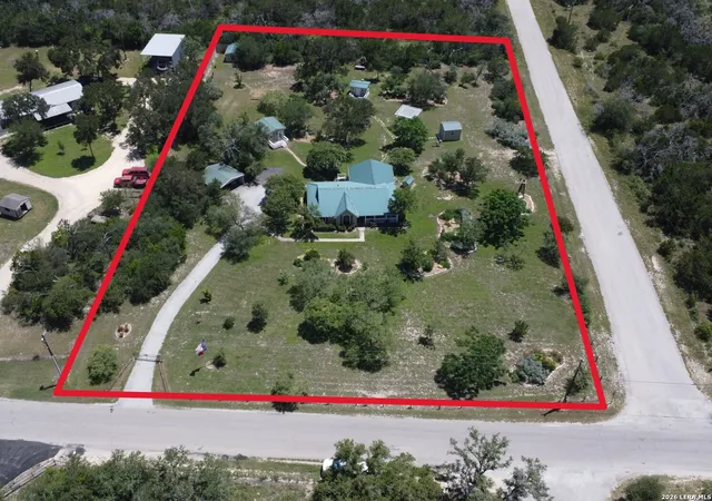 2nd image of 610 County Road 342, Hondo, TX 78861 | MLS# 2002259