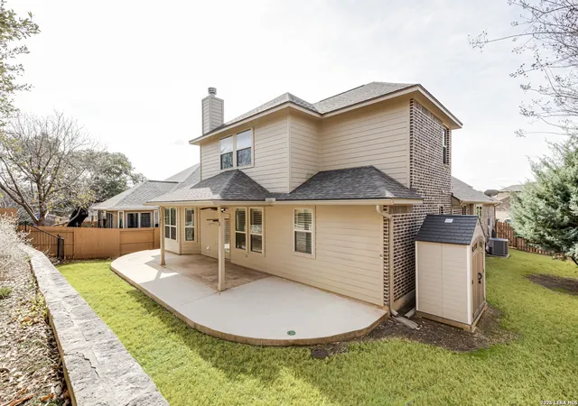 4th image of 112 Hagen Dr, Boerne, TX 78006 | MLS# 2002260