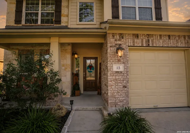Photo 4 of Sale Pending at 113 Brush Trl Ln, Cibolo, TX 78108 | MLS# 2002289 | Listing updated on 2026-08-01