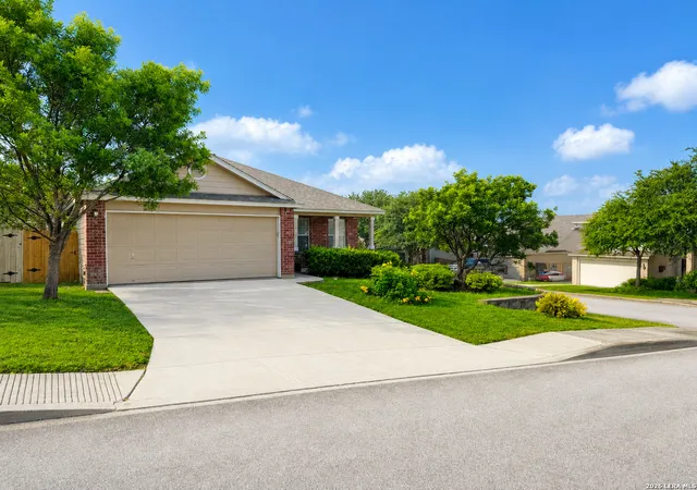 Photo 3 of Single family home for sale at 6602 Nora Vista Way, San Antonio, TX 78233 | MLS# 2002314 | Listing updated on 2026-09-04