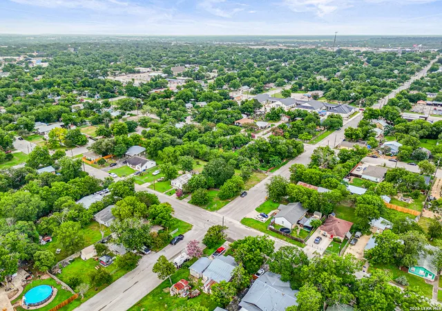 Photo 4 of Land for sale at 260 N Hackberry Ave, New Braunfels, TX 78130 | MLS# 2002322 | Listing updated on 2026-09-09