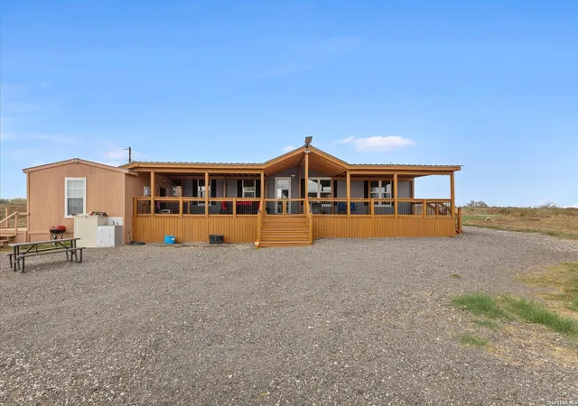 2nd image of 6286 Fm 2146, Jourdanton, TX 78026 | MLS# 2002327