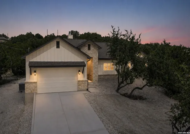 Photo 1 of Single family home for sale at 831 Lasso Loop, Canyon Lake, TX 78133 | MLS# 2002340 | Listing updated on 2026-09-16