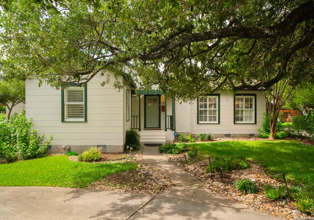 2nd image of 180 Claywell Dr, Alamo Heights, TX 78209 | MLS# 2002343