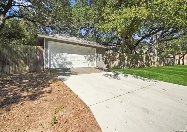 4th image of 16522 Calico Creek Dr, San Antonio, TX 78247 | MLS# 2002347