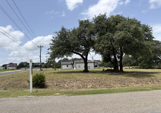 2nd image of 223 S Calvin Barrett, Blanco, TX 78606 | MLS# 2002391