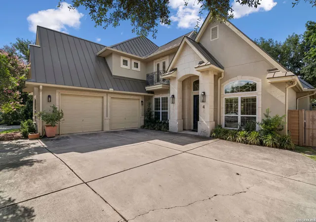 Photo 1 of Single family home for sale at 4 Cobham, San Antonio, TX 78218 | MLS# 2002395 | Listing updated on 2026-08-02