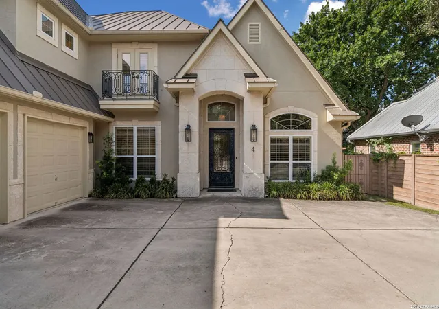 Photo 3 of Single family home for sale at 4 Cobham, San Antonio, TX 78218 | MLS# 2002395 | Listing updated on 2026-08-02