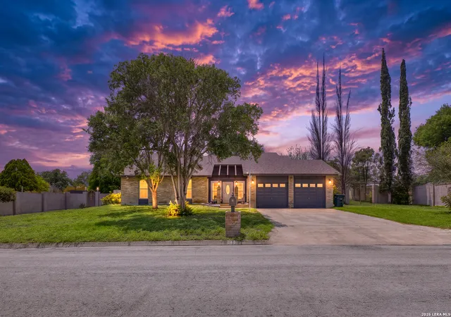 Photo 1 of Single family home for sale at 208 Echo Valley, Del Rio, TX 78840 | MLS# 2002420 | Listing updated on 2026-08-02
