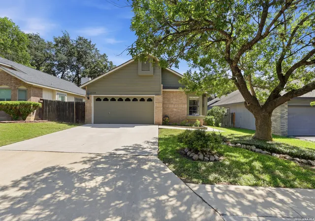 Photo 3 of Sale Pending at 3139 Morning Crk, San Antonio, TX 78247 | MLS# 2002449 | Listing updated on 2026-08-22