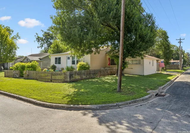 1st image of 600 Winburn Ave, Schertz, TX 78154 | MLS# 2002464
