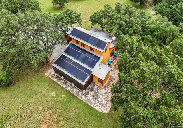 4th image of 133 Buckskin Trl, Bandera, TX 78003 | MLS# 2002468
