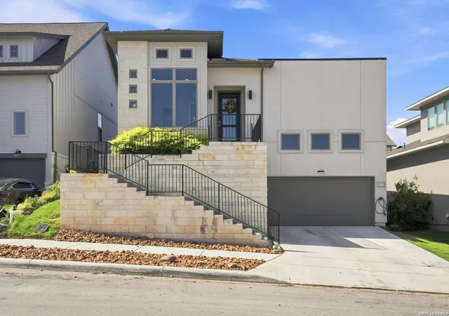 image of 311 Navarro, Boerne, TX 78006 | MLS# 2002480