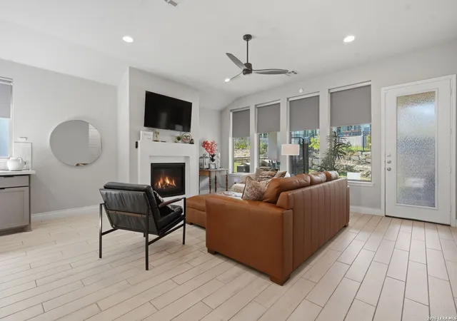 image of 311 Navarro, Boerne, TX 78006 | MLS# 2002480
