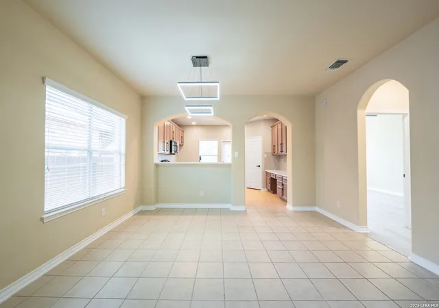 Photo 4 of Single family home for sale at 10406 Pecne Path, Helotes, TX 78023 | MLS# 2002484 | Listing updated on 2026-08-04