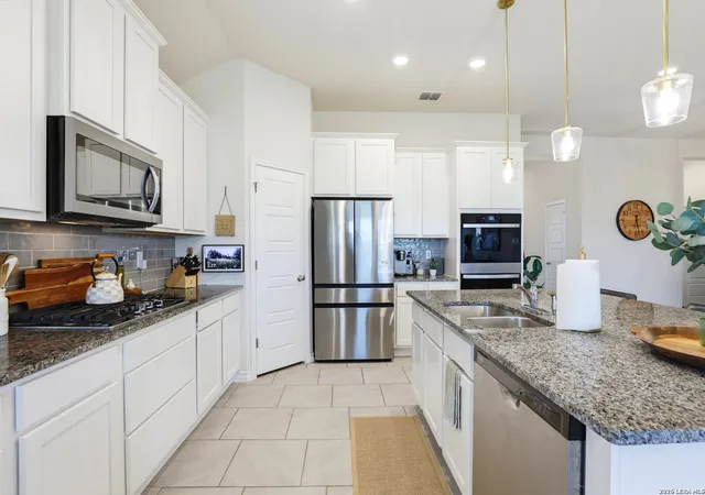 5th image of 1711 Dunvegan Park, Bulverde, TX 78163 | MLS# 2002486