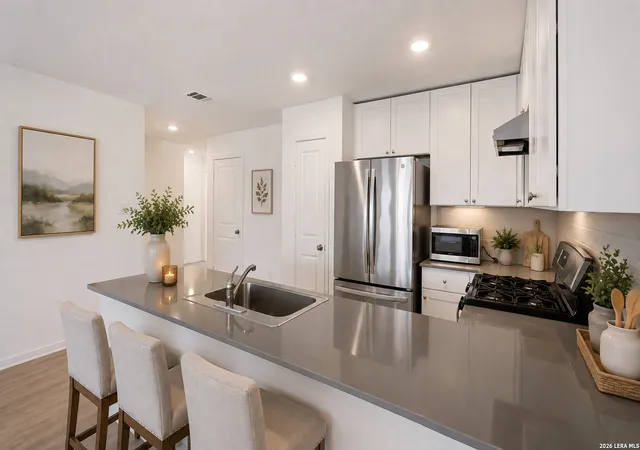 Photo 2 of Single family home for sale at 5970 Vestige Bnd, Bulverde, TX 78163 | MLS# 2002498 | Listing updated on 2026-09-18