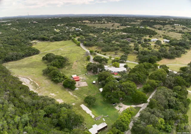 3rd image of 319 Los Indios Rd, Boerne, TX 78006 | MLS# 2002509