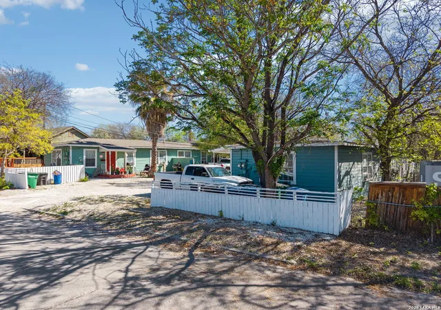 5th image of 204 And 210 Hunstock, San Antonio, TX 78210 | MLS# 2002534