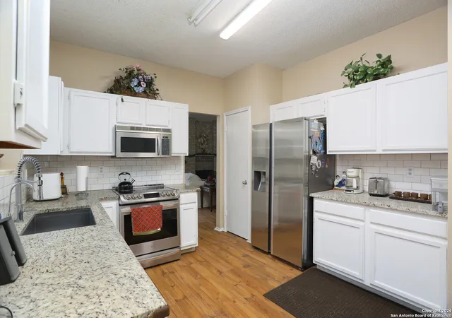 Photo 4 of Single family home for sale at 3111 Morning Crk, San Antonio, TX 78247 | MLS# 2002545 | Listing updated on 2026-09-21