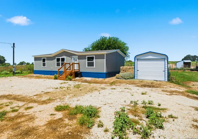 1st image of 2870 County Road 120, Floresville, TX 78114 | MLS# 2002561