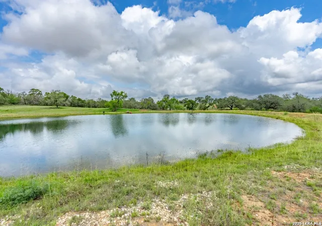 3rd image of 24 Sir David Ln, Poteet, TX 78065 | MLS# 2002577