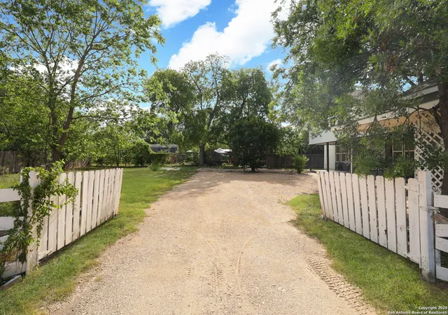 Photo 3 of Single family home for sale at 166 E Harding Blvd, San Antonio, TX 78214 | MLS# 2002591 | Listing updated on 2026-09-11