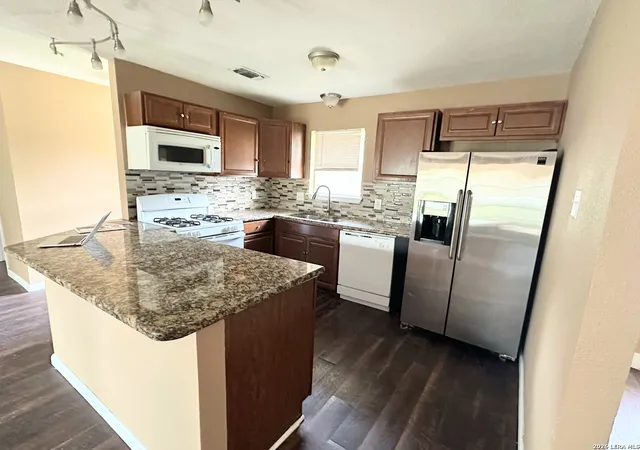 3rd image of 7401 Sage Oak St, Live Oak, TX 78233 | MLS# 2002608