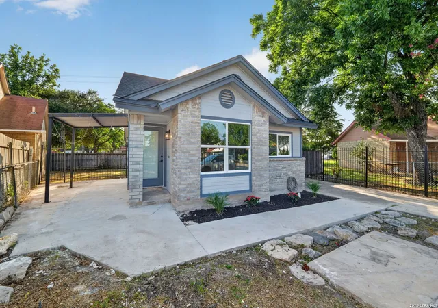 3rd image of 222 Vista Del Sur, San Antonio, TX 78207 | MLS# 2002651
