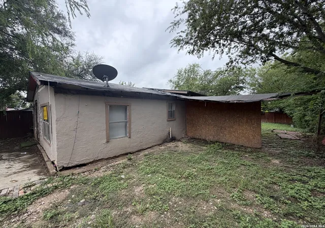 Photo 2 of Single family home for sale at 443 N San Ignacio Ave, San Antonio, TX 78228 | MLS# 2002653 | Listing updated on 2026-09-13