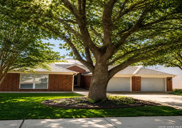 Photo 1 of Single family home for sale at 11314 Fair Hollow Dr, San Antonio, TX 78249 | MLS# 2002660 | Listing updated on 2026-09-14