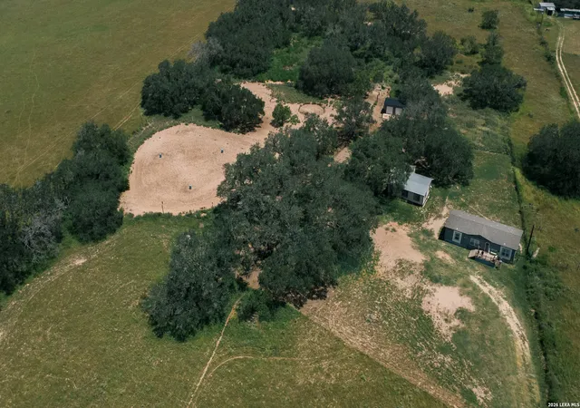 2nd image of 490 Hernandez Rd, Poteet, TX 78065 | MLS# 2002661